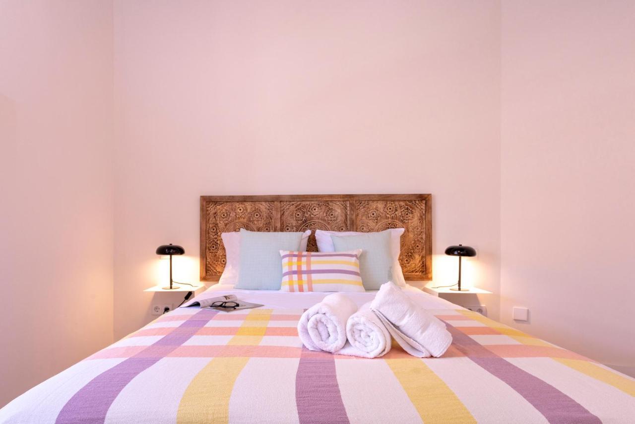 Apartamentos Thyssen Cisneros By Rent Me マラガ エクステリア 写真